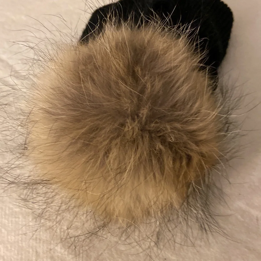 Warm hat,real raccoon Pom Pom,new - Picture 3 of 5